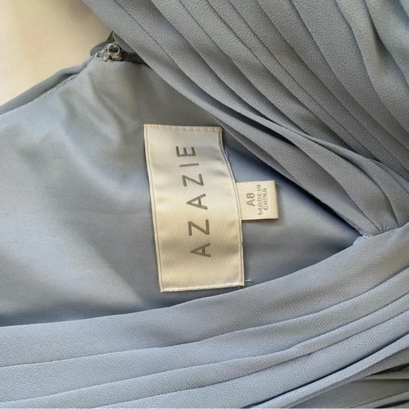 Elegant Blue Evening Gown - Picture 5 of 5